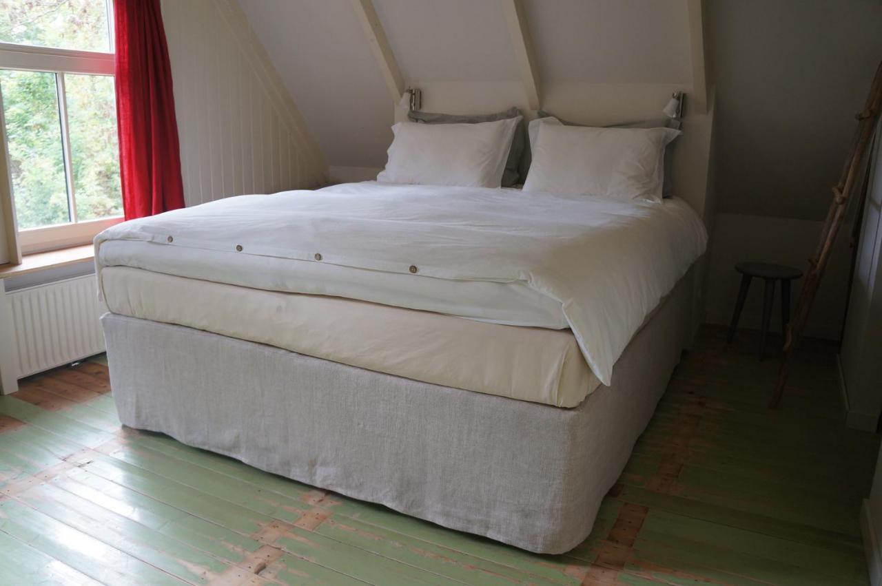 Pastorie De Waal Bed and Breakfast Exteriör bild